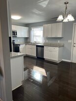 43 Finch Dr SE in Atlanta, GA - Building Photo