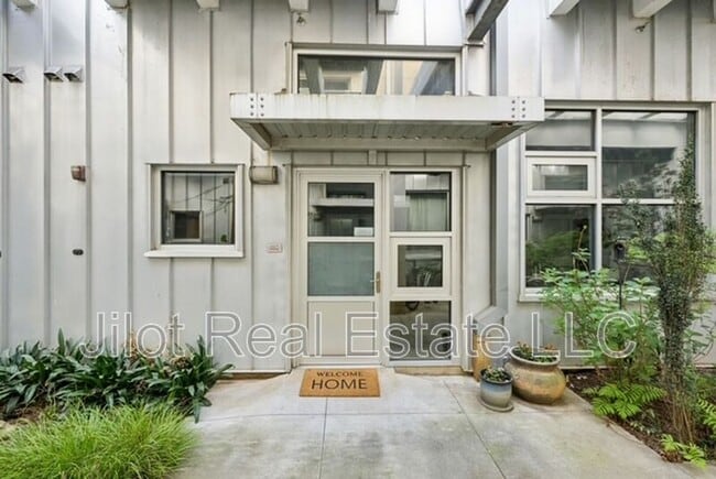 property at 1661 La France Street Northeast
