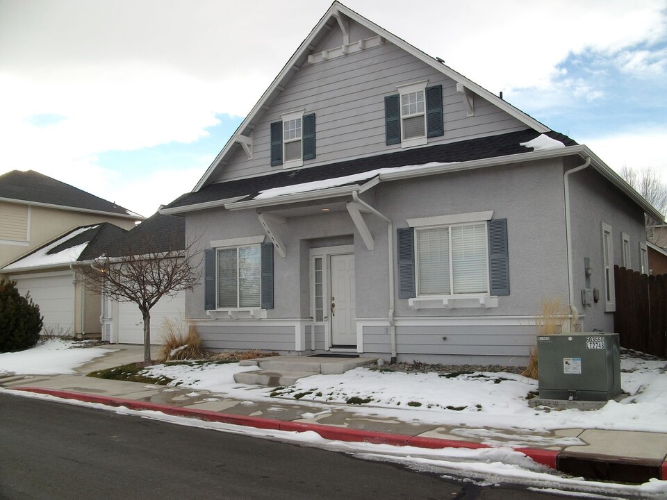 1658 E Minden Village Loop in Minden, NV - Building Photo