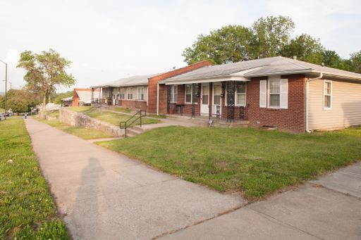 Kreutz Apartments in Kansas City, MO - Foto de edificio - Building Photo