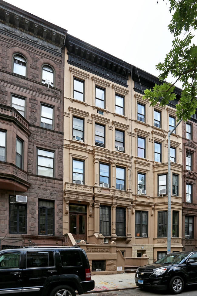 47 W 75th St in New York, NY - Foto de edificio - Building Photo