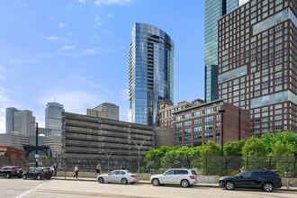 430 Stuart St, Unit 22G in Boston, MA - Foto de edificio - Building Photo