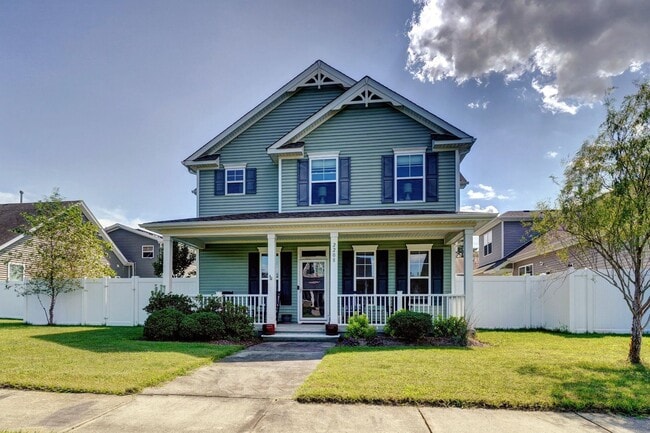 property at 2208 Martlet Ln
