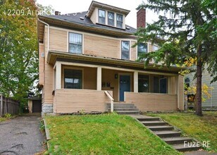 2209 Aldrich Ave S-Unit -2 in Minneapolis, MN - Building Photo - Building Photo