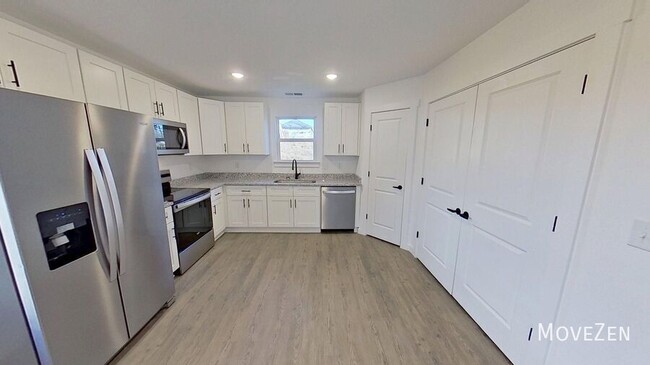 14 Catawba Ave in Greenville, SC - Building Photo - Building Photo