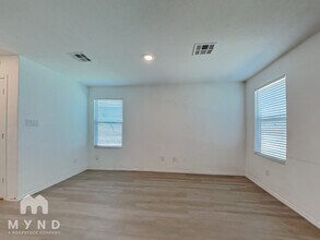 14731 Southton Basin in San Antonio, TX - Building Photo - Building Photo