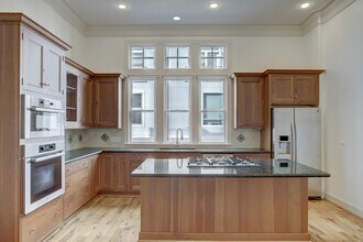 1415 Oakdale St in Houston, TX - Building Photo - Building Photo