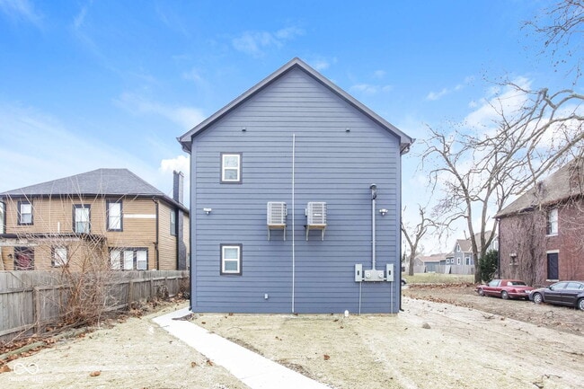 property at 43 N Randolph St