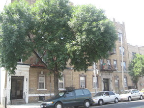 110 Avenue C in Brooklyn, NY - Building Photo - Building Photo