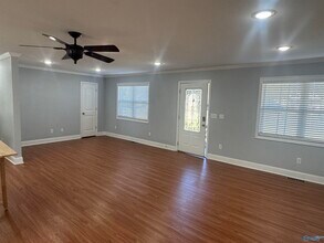 186 Jones Cir in Brownsboro, AL - Building Photo - Building Photo