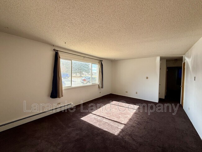 1503 E Baker St in Laramie, WY - Building Photo - Building Photo