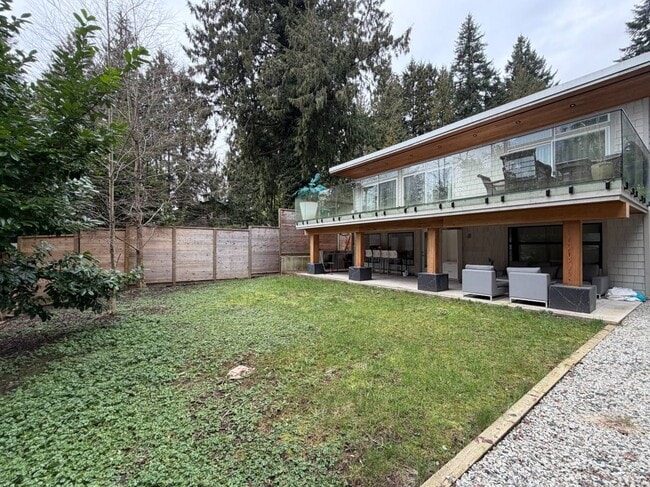 property at 1451 Terrace Ave