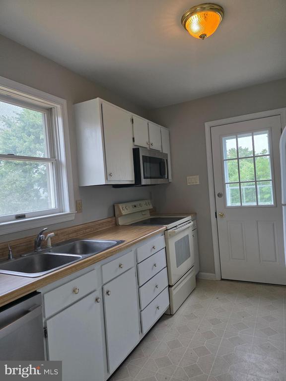 11 Locke Ct in Newark, DE - Building Photo - Building Photo
