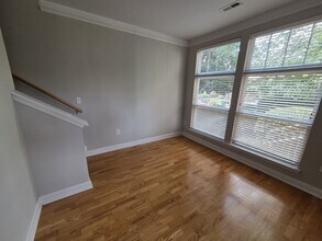 534 Oakland Ave in Charlotte, NC - Building Photo - Building Photo