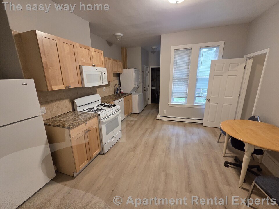254 Windsor St in Cambridge, MA - Building Photo