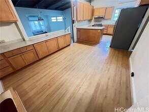 2161 Manoa Rd in Honolulu, HI - Building Photo - Building Photo