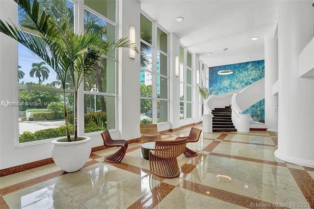 10350 W Bay Harbor Dr, Unit PHP in Bay Harbor Islands, FL - Building Photo - Building Photo