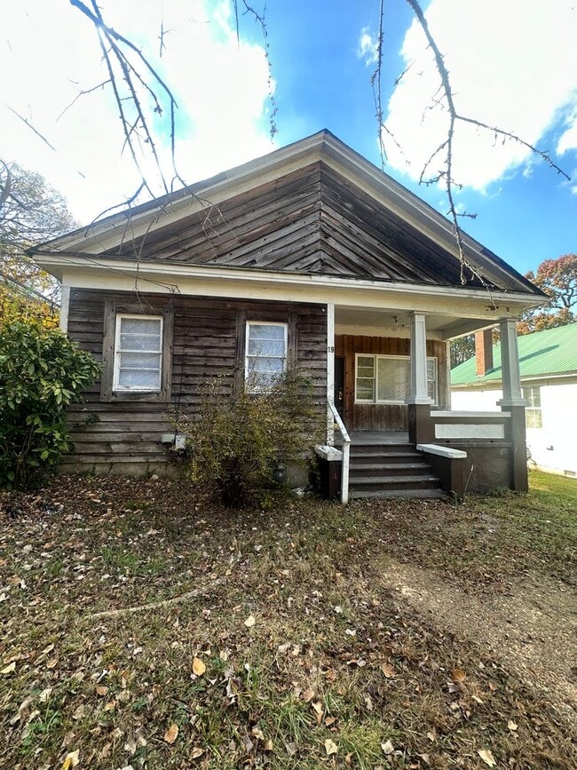 19 Twine St in Anniston, AL - Building Photo - Building Photo
