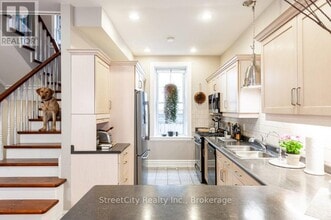 184 Brunswick St in Stratford, ON - Building Photo - Building Photo