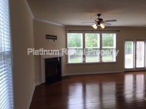 1636 Watercress Ct SE in Mableton, GA - Foto de edificio - Building Photo