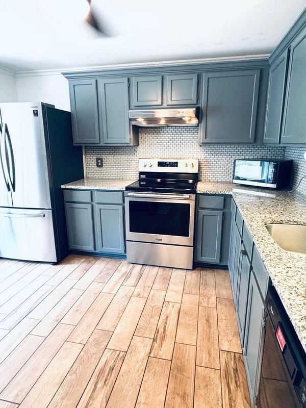 110 W Chalfont Way in Cary, NC - Building Photo - Building Photo