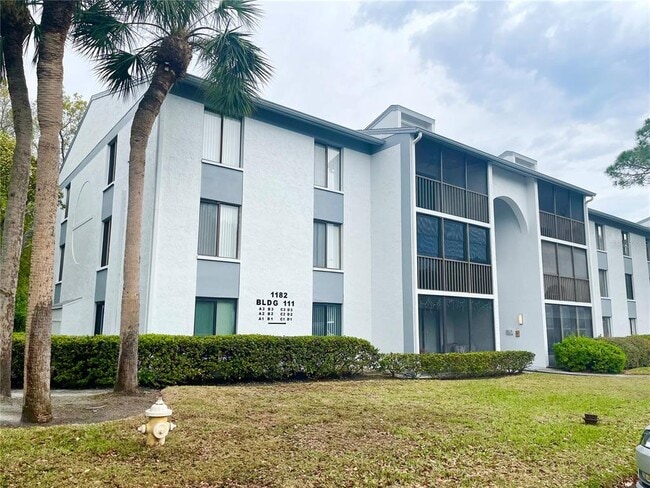 property at 1182 Pine Ridge Cir W
