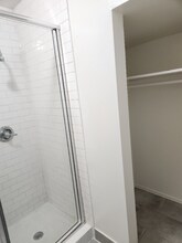 1114 Poinsettia Dr, Unit 2 in West Hollywood, CA - Building Photo - Building Photo