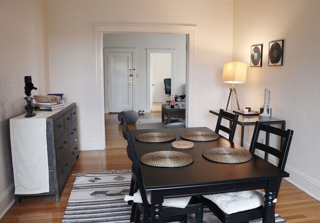 6 Alton Ct, Unit 5 in Brookline, MA - Building Photo - Building Photo