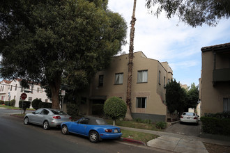 366 N Orange Grove Ave in Los Angeles, CA - Building Photo - Building Photo