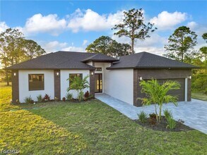 1601 Clark Ave in Lehigh Acres, FL - Building Photo - Building Photo