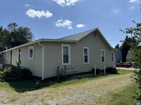 1109 Myrtle St in Charlottesville, VA - Foto de edificio - Building Photo