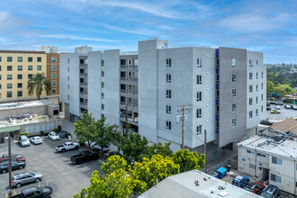 Topaz in San Diego, CA - Building Photo - Building Photo