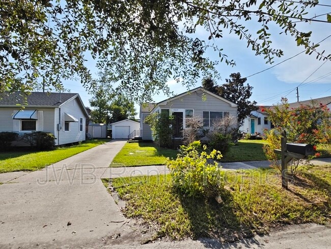 property at 5825 Silver Plaza