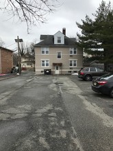 Apartment Building/Multi-use in Dumont, NJ - Foto de edificio - Other