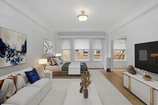 686 Post in San Francisco, CA - Building Photo