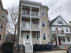 36 Brackett St, Unit 3 in Boston, MA - Building Photo