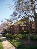 2100 North Scott Street, Unit Unit 101 in Arlington, VA - Building Photo