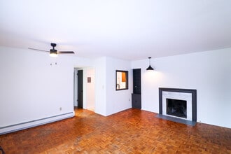 1824 Mears Ave in Cincinnati, OH - Building Photo - Building Photo