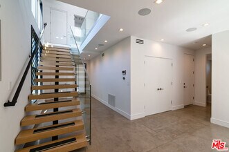 11347 Mississippi Ave in Los Angeles, CA - Building Photo - Building Photo