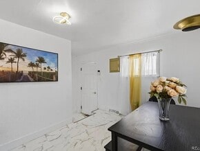 307 E Oak St in Lafayette, CO - Foto de edificio - Building Photo