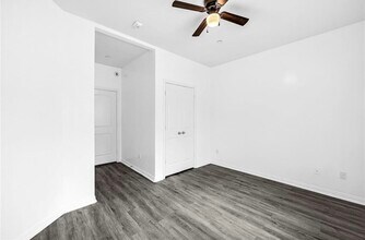6122 W Mt Houston Rd in Houston, TX - Building Photo - Building Photo