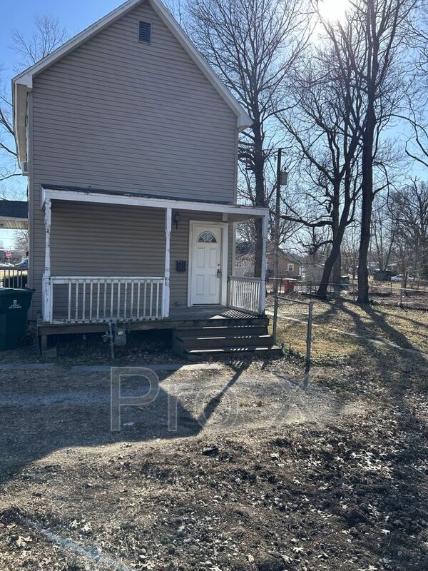 property at 409 N Olive St