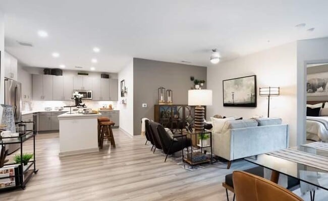 property at 3636 W Dallas St