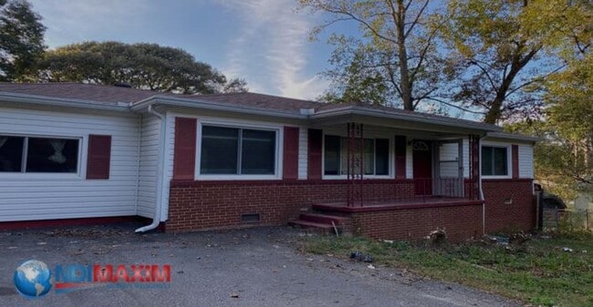 property at 5106 White Blvd SW