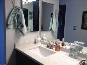 5959 Winkler Rd-Unit -B315 in Ft. Myers, FL - Building Photo - Building Photo