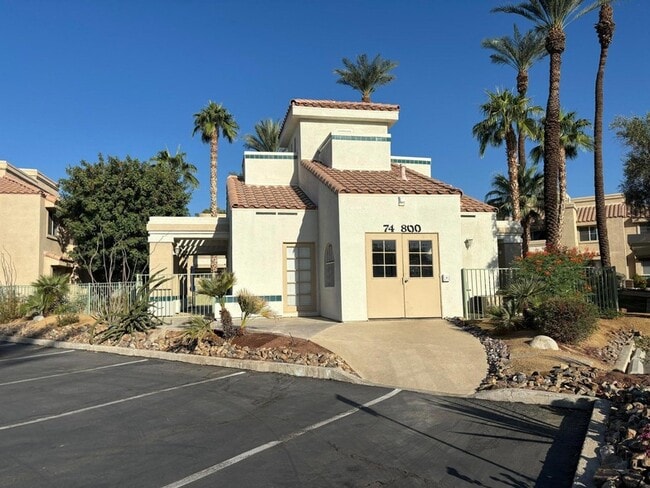 74800 Sheryl Ave, Unit 15-4 in Palm Desert, CA - Building Photo - Building Photo