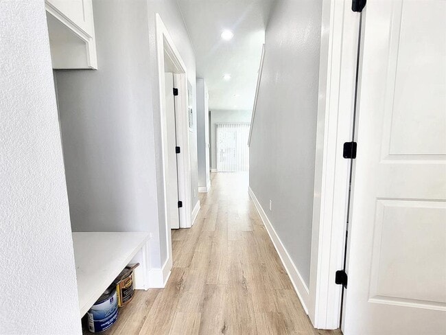 528 Palmer Dr in Point Venture, TX - Building Photo - Building Photo