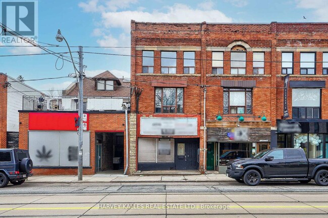 1046 Bathurst St in Toronto, ON - Building Photo - Building Photo