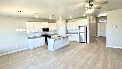 8317 NW 163rd Ter in Edmond, OK - Building Photo - Building Photo