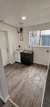 5541 NE 72nd Ave, Unit Apt 3 in Portland, OR - Building Photo - Building Photo